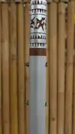 Artikelbild 3 des Artikels “Bali-Schirm, Moos mit Metallmünzen und silbernen Herzen, ø 100 cm und 250cm Höhe Farbe:Moos - Grün“